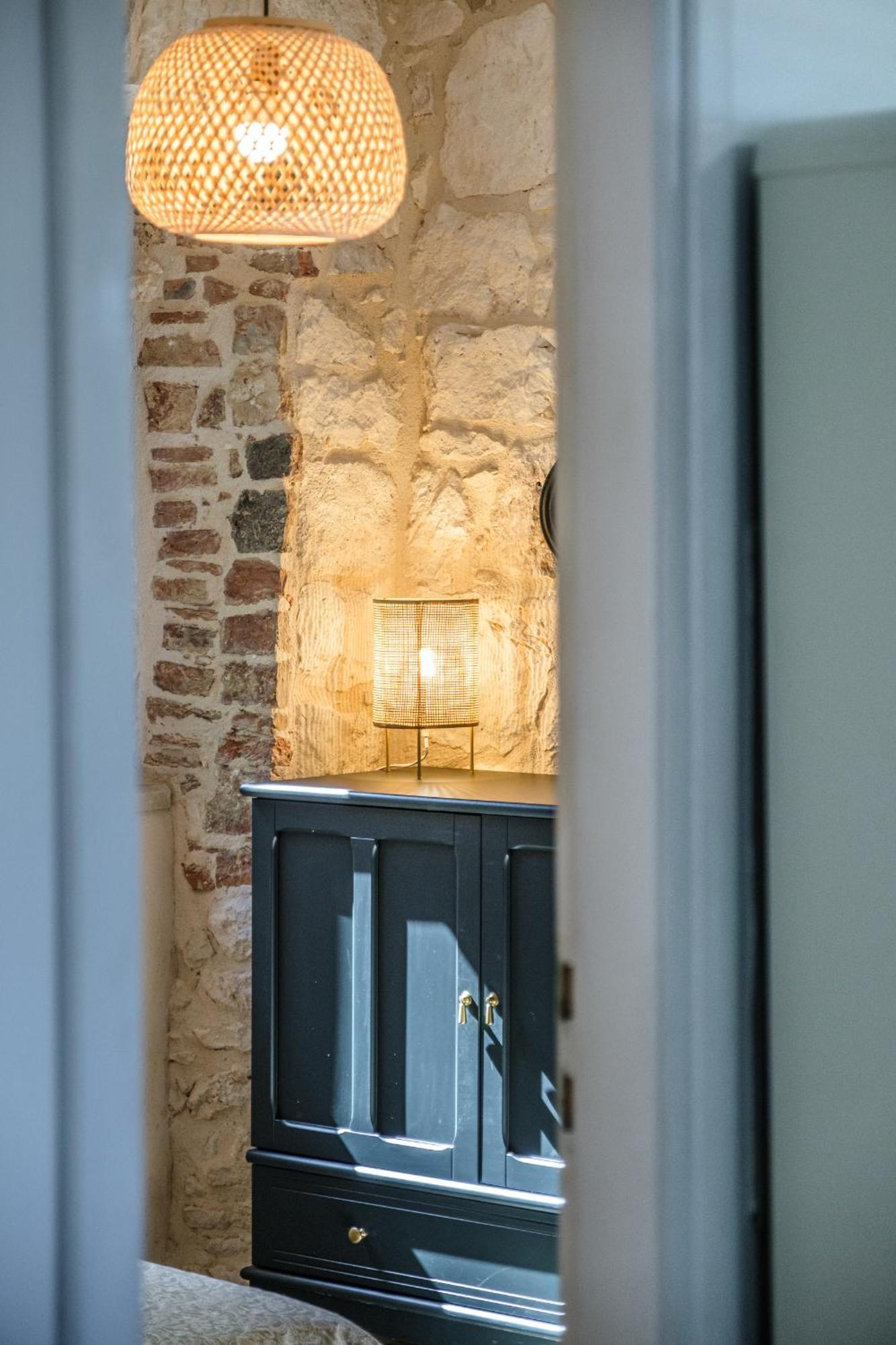 Fortuna Nerezisca Exteriör bild